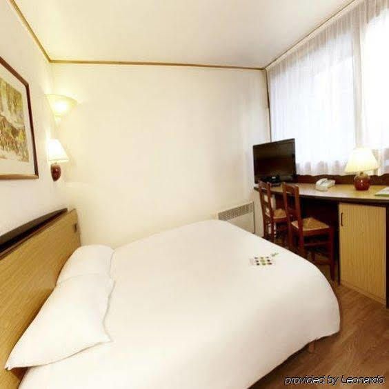Brit Hotel Confort Morlaix Saint-Martin-des-Champs  Zewnętrze zdjęcie